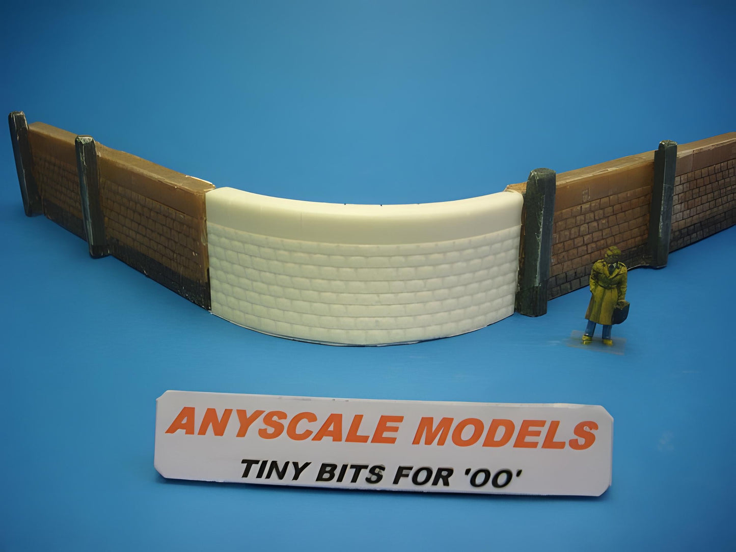 1:76 QUAY SIDE WALL OUTER CURVE