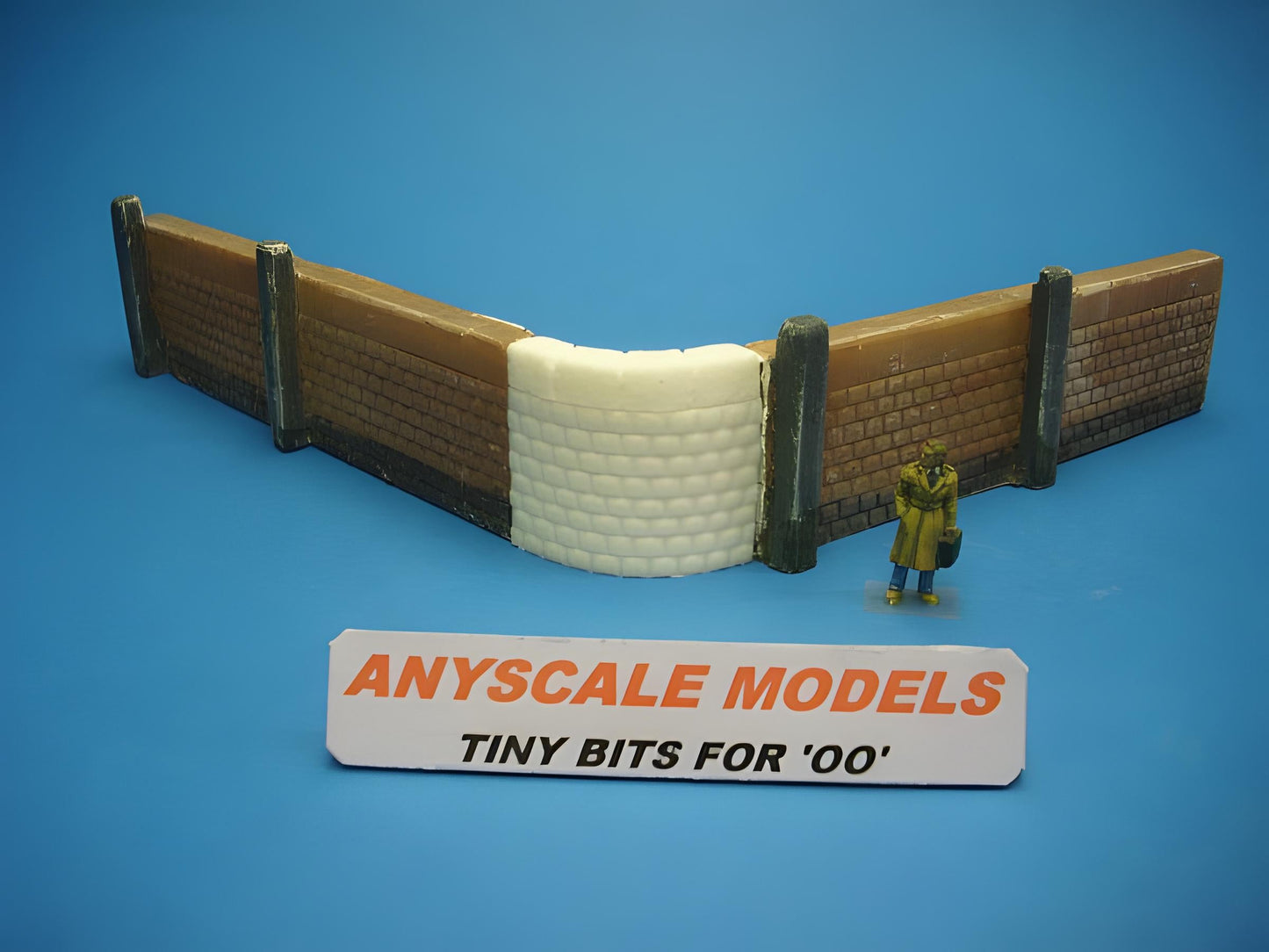 1:76 CURVED QUAY SIDE WALL