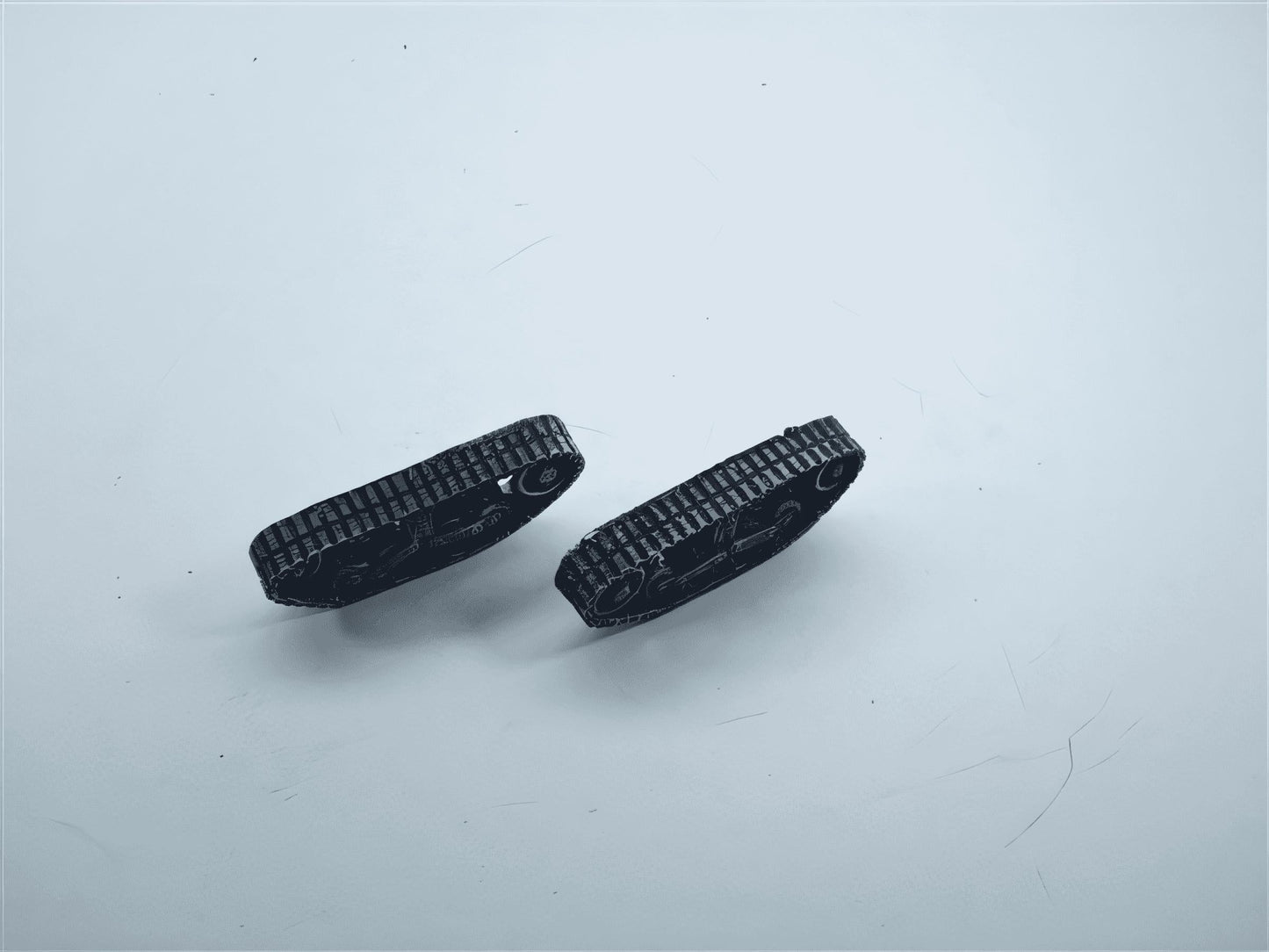 28mm TRACK ASSEMBLIES FOR U.S. 1/2 TRACKS