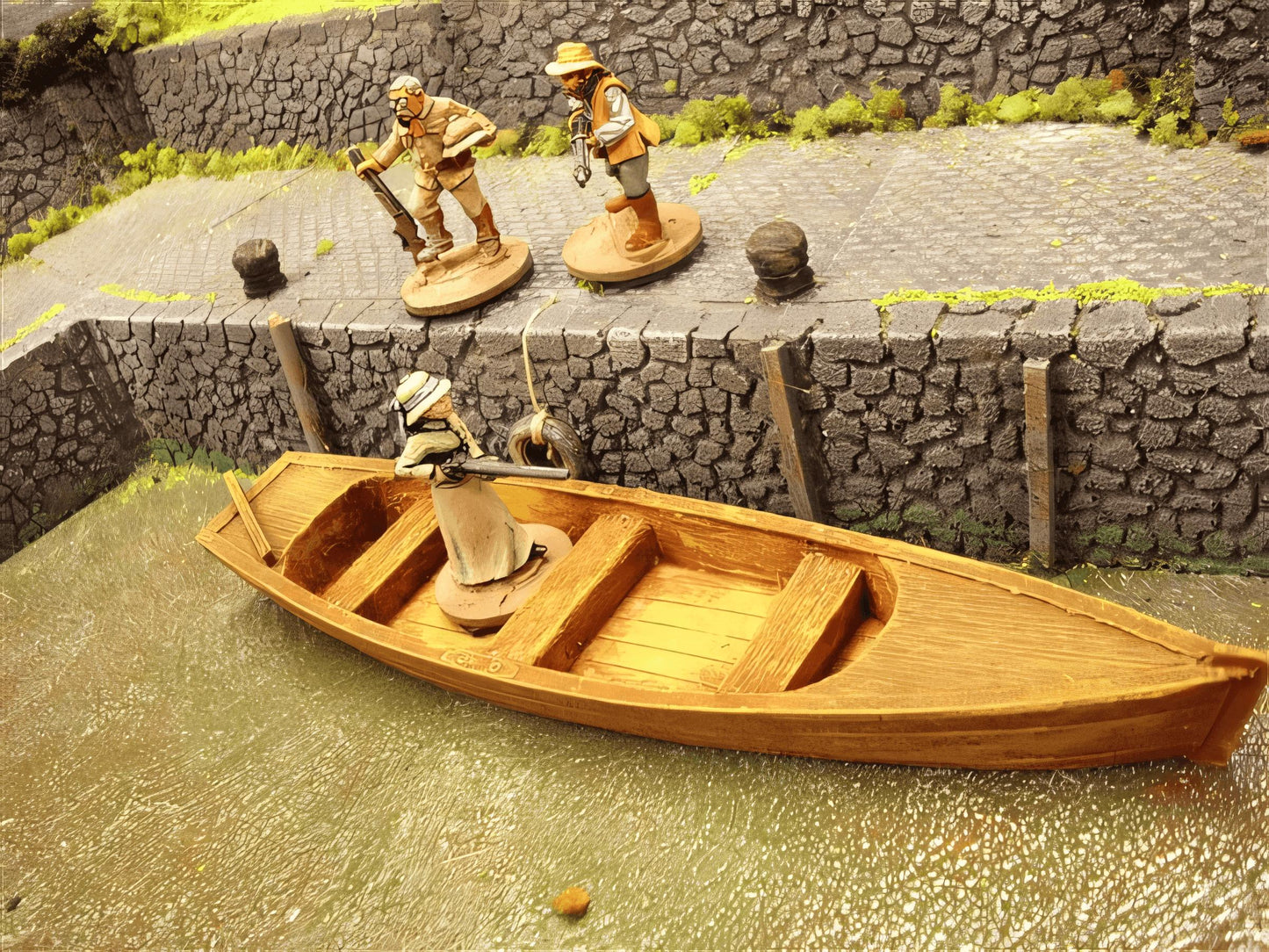 28mm SKIFF WOODEN HULLED BOAT.