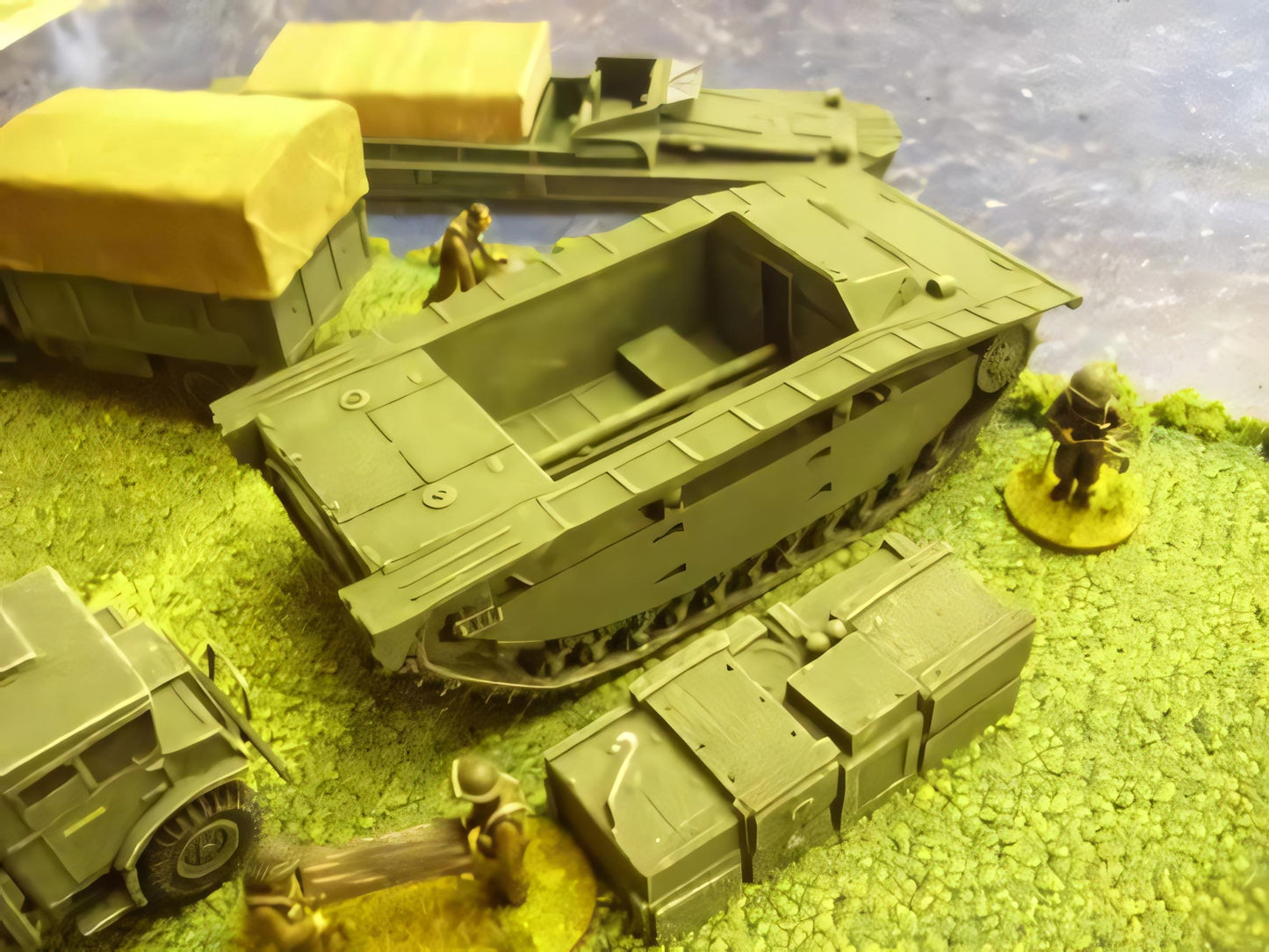 28mm LVT-2 AMTRAC TROOP CARRIER