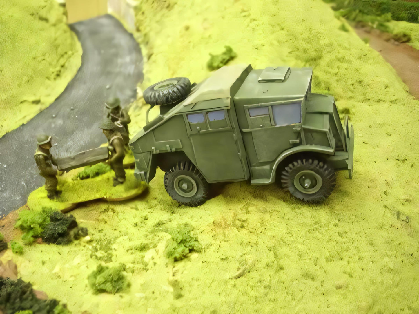 28mm CMP ARTILLERY TRACTOR