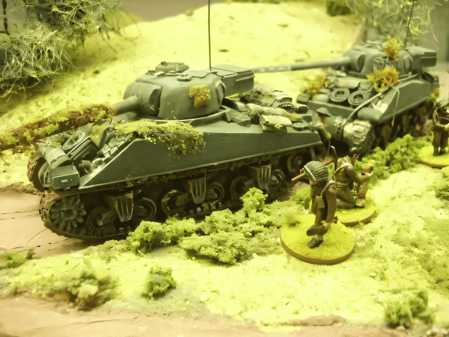 28mm BATTLEPACK M4A4 SHERMAN x 2 + 1 x SHERMAN FIREFLY
