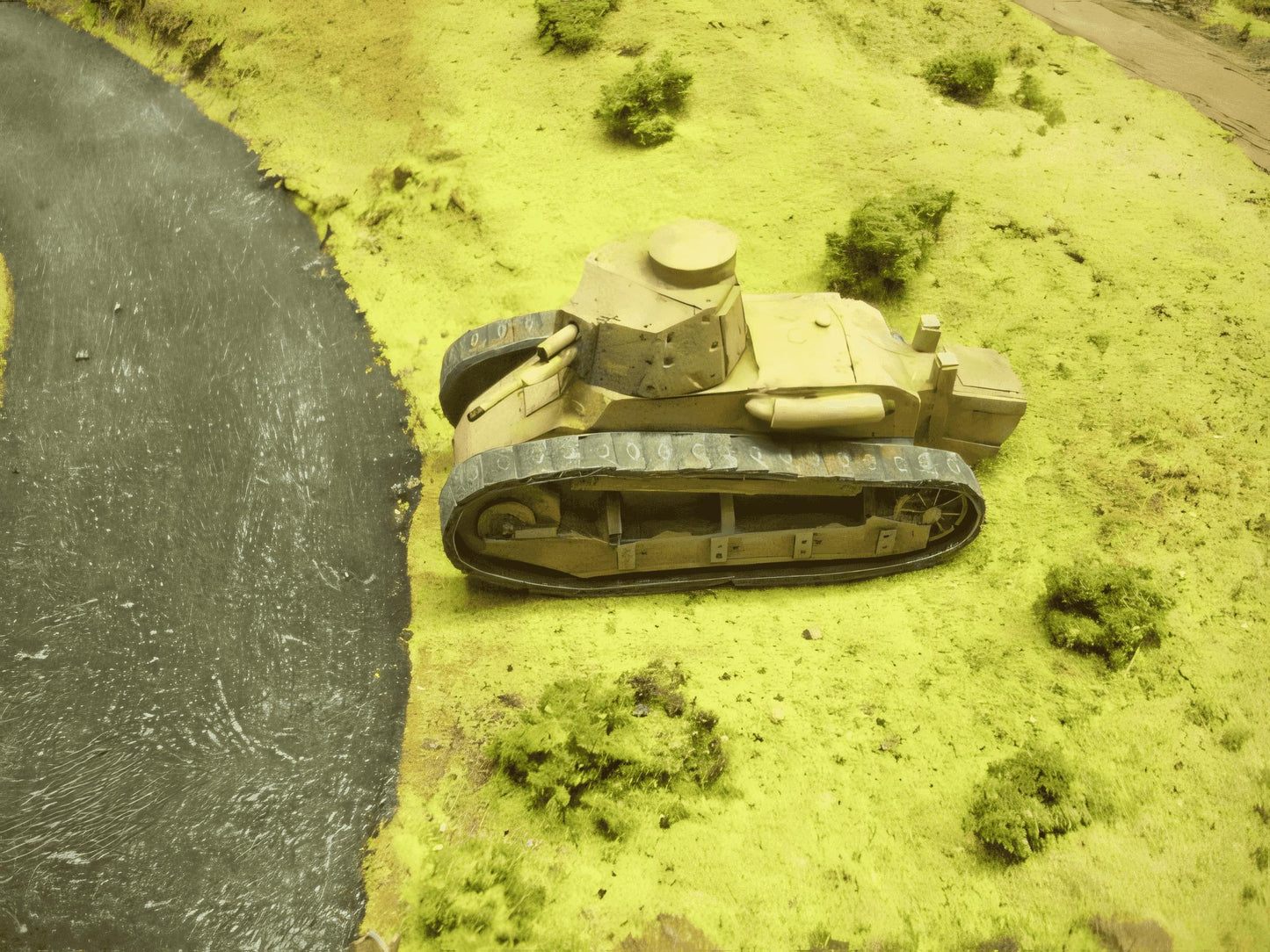 28mm FIAT 3000 TANK