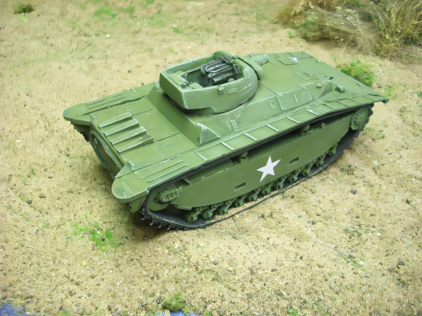 28mm LVT A4 AMPHIBIOUS TRACTOR with 75mm HOWITSER