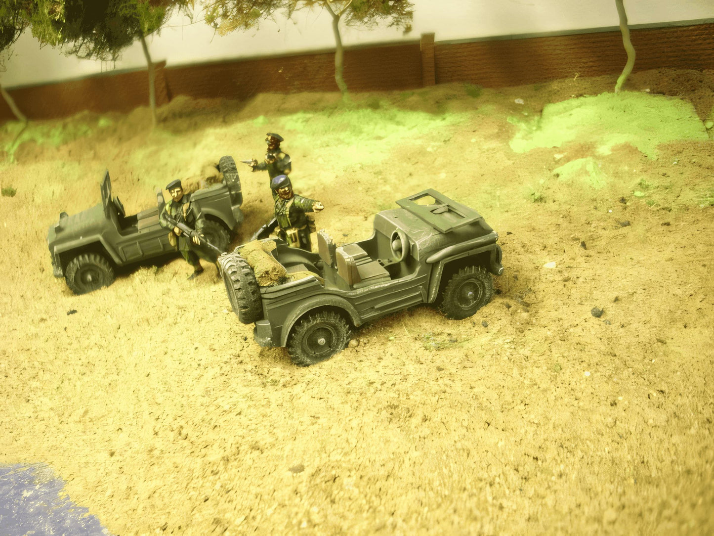 28mm AUSTIN CHAMP POST WW2