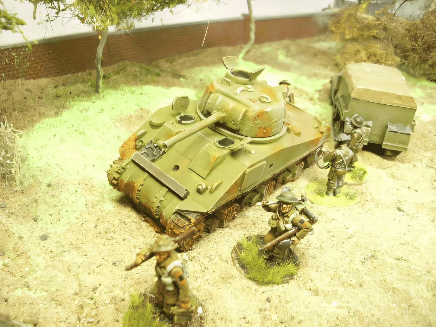 28mm SHERMAN M4A4 BATTLE WRECK