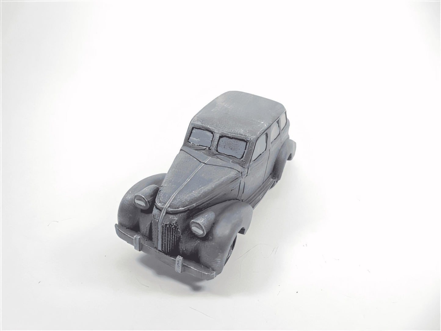 28mm 1930's AMERICAN STUDEBAKER SEDAN
