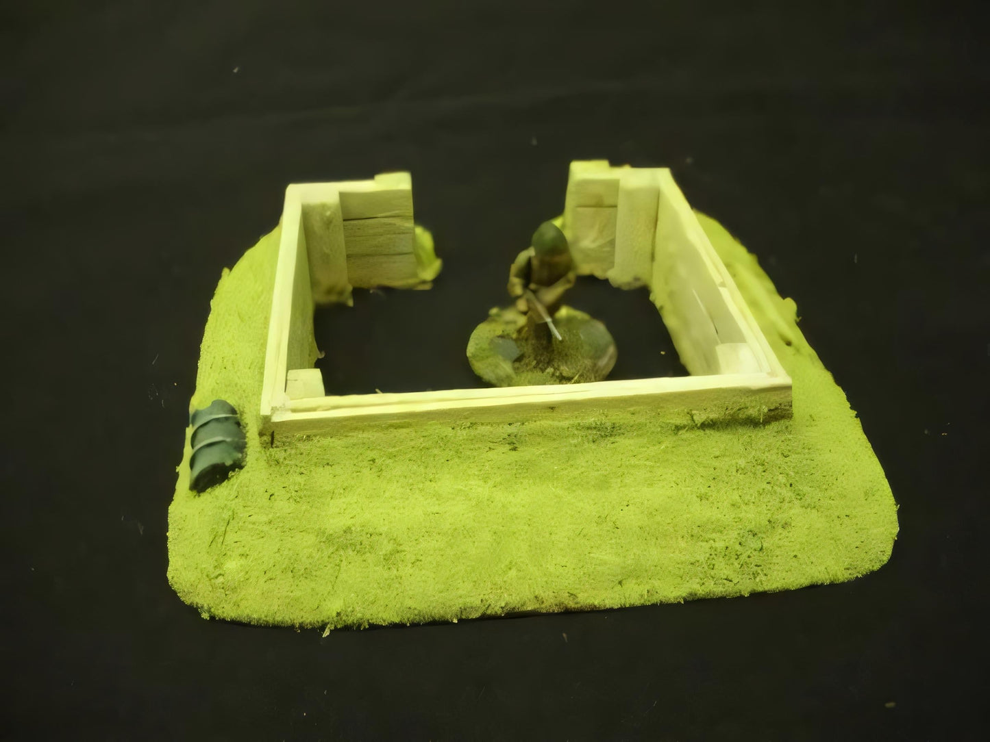 28mm SQUARE TIMBER EMPLACEMENT