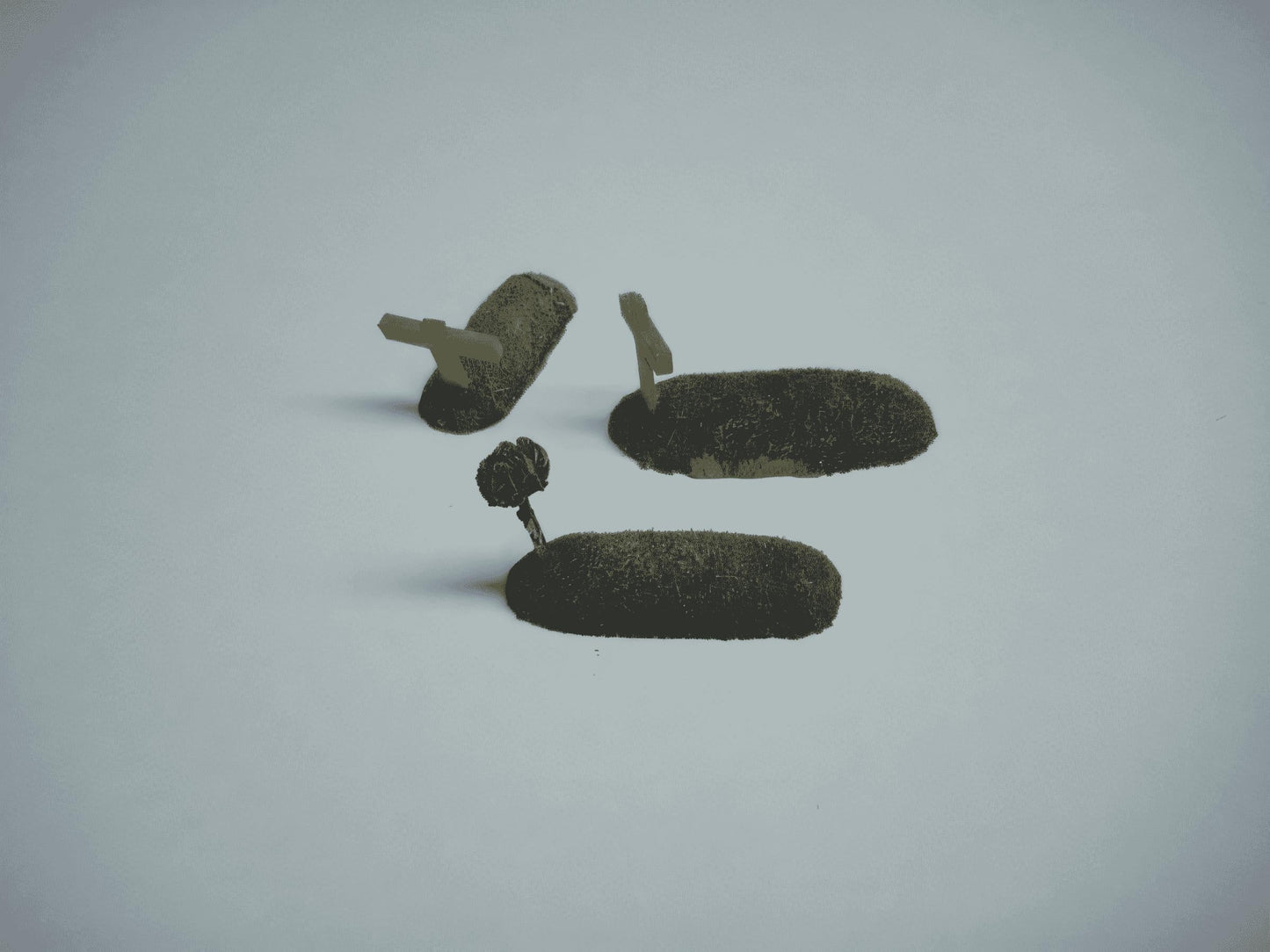 28mm TEMPORARY GRAVE MOUNDS x 6