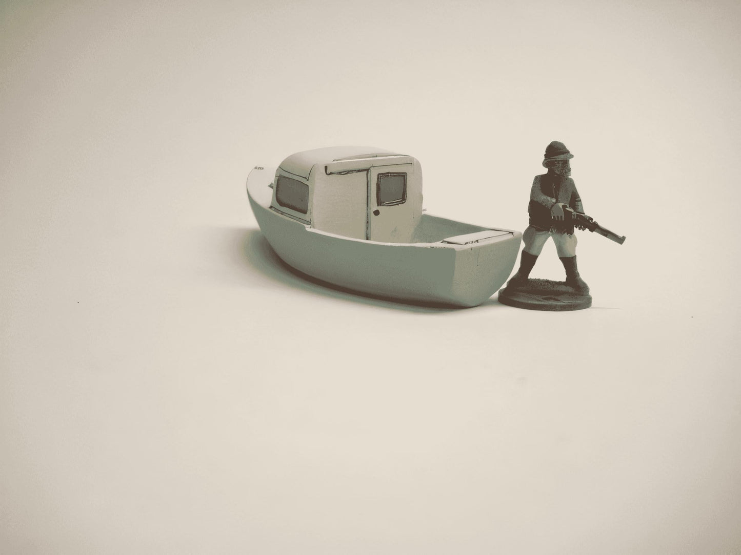 28mm SMALL WATERLINE BOAT