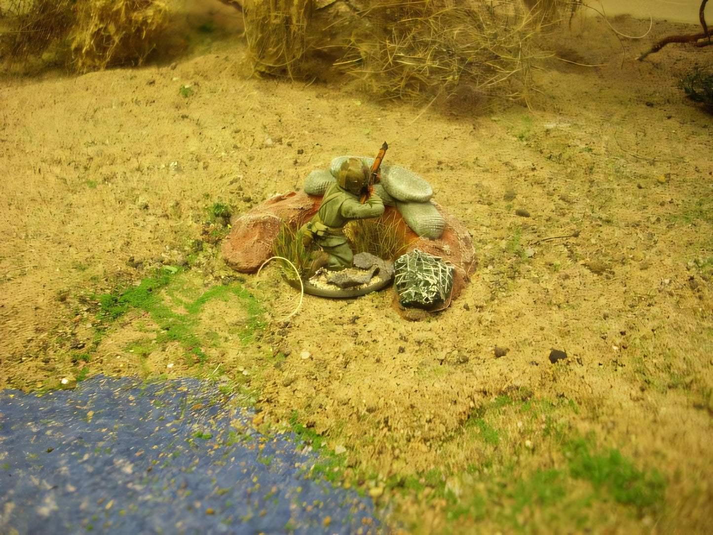 28mm RIFLE PIT/FOX HOLE WITH 5 SANDBAGS