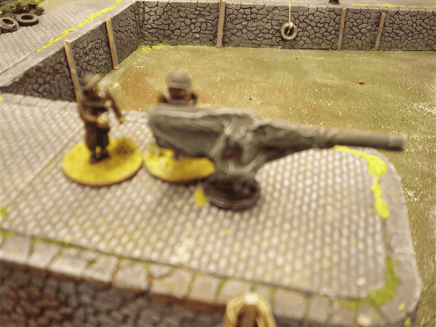 28mm TARP COVERED DECK GUN