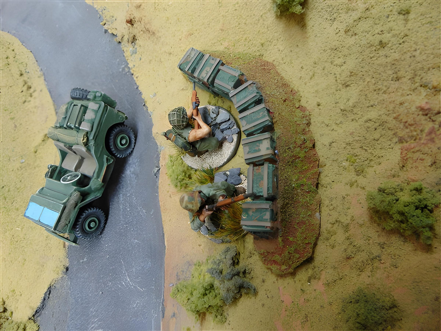 28mm BARRICADE OF EMPTY AMMO BOXES