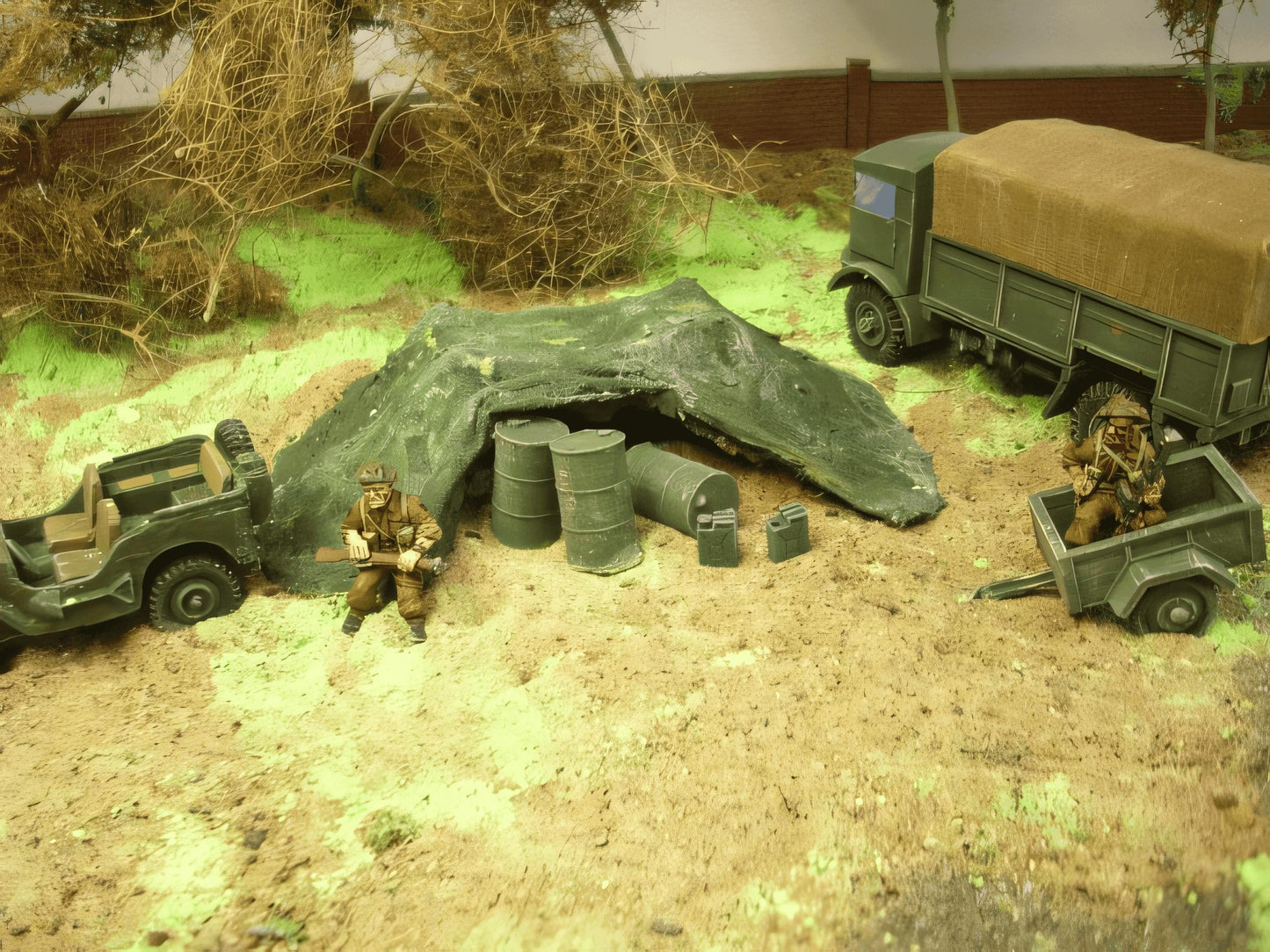 28mm CAMO NET COVERED FUEL DUMP