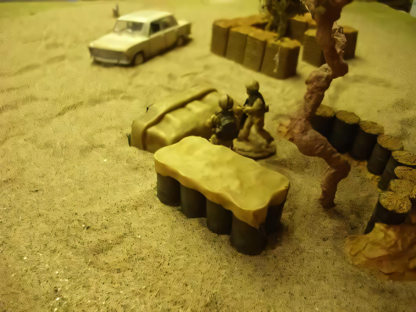 28mm 1:48 scale 8 COVERED OIL DRUMS