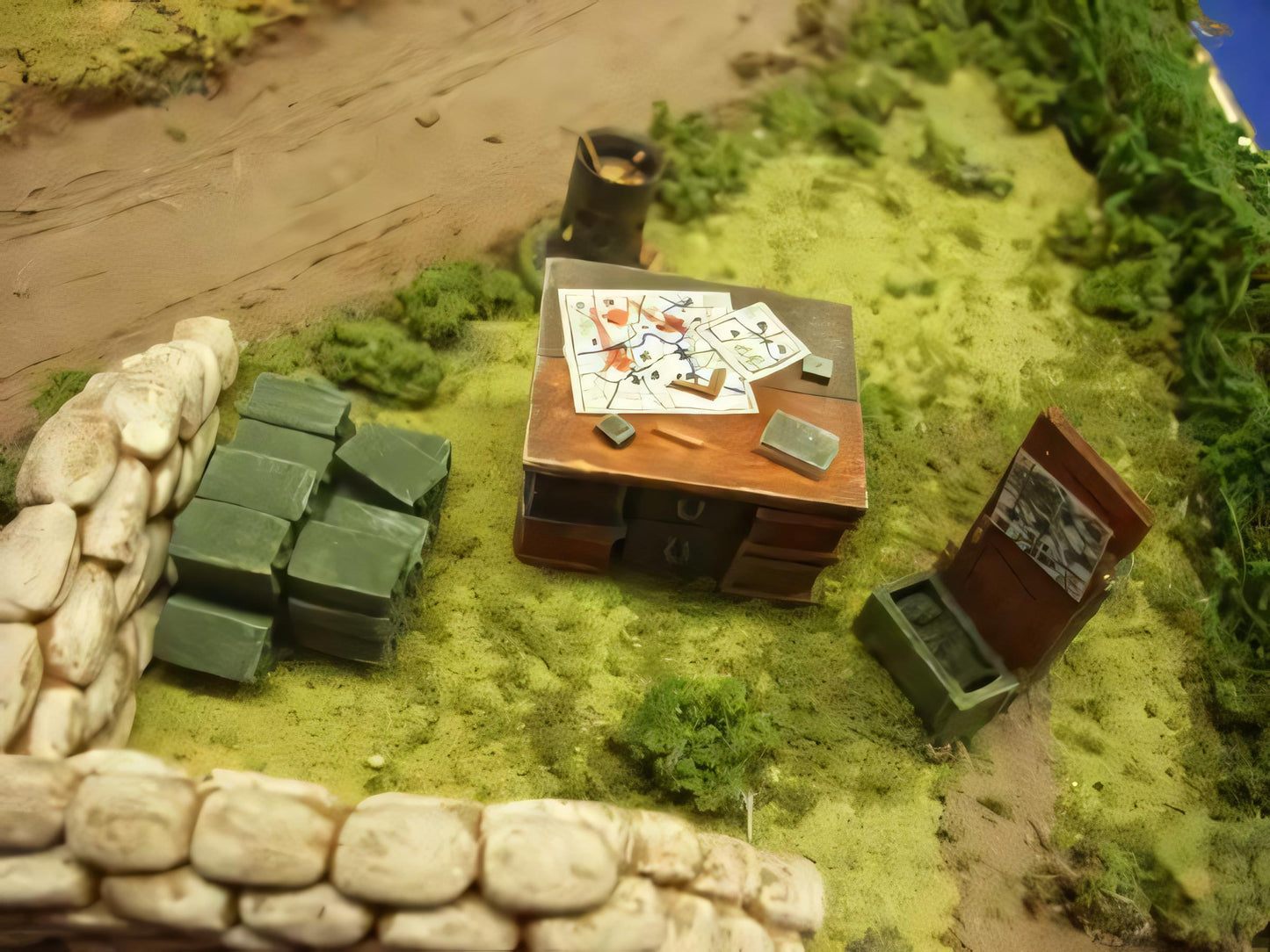 28mmMAP TABLE FIRE AND SANDBAG VIGNETE