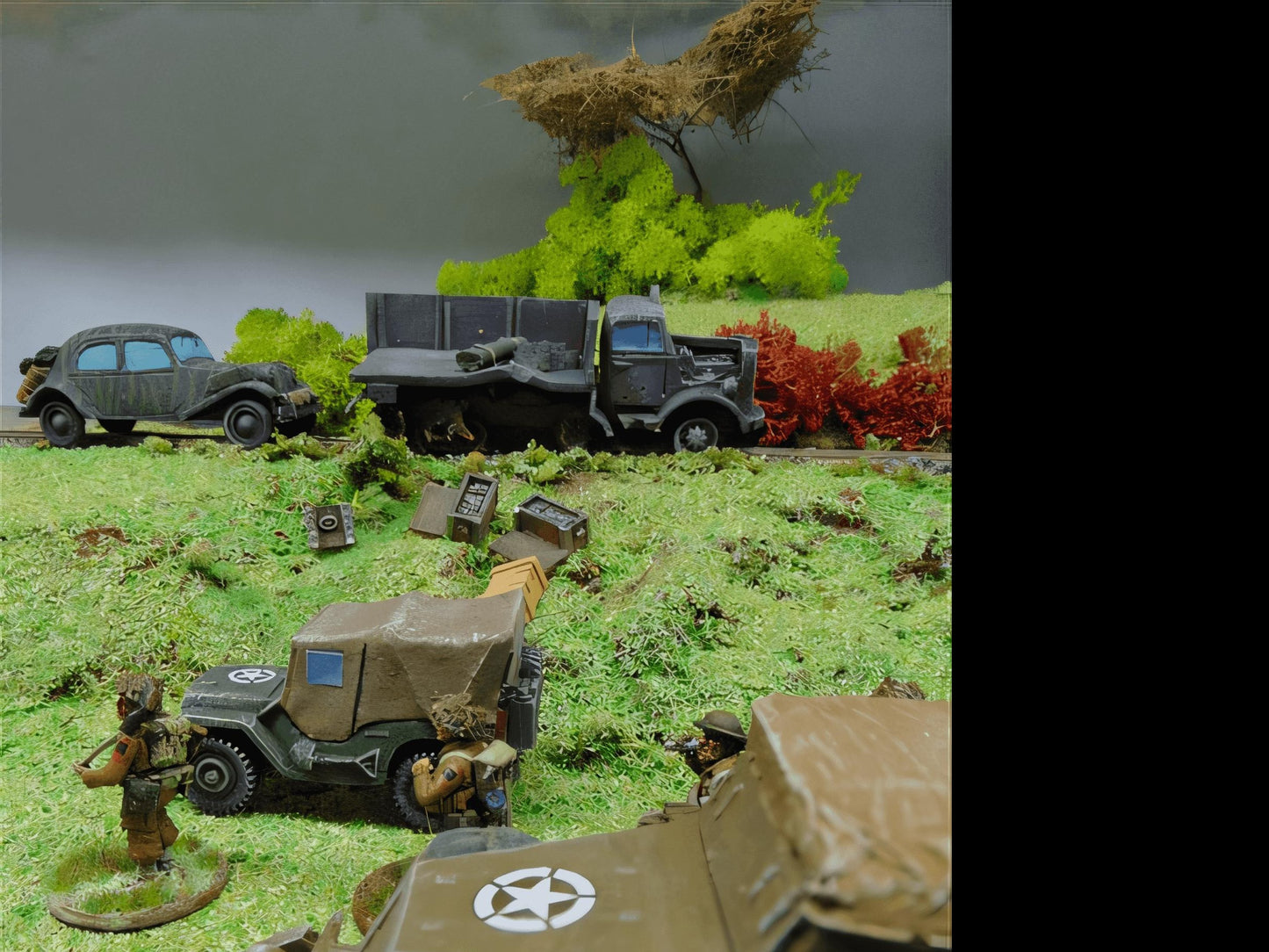 28mm WILLYS JEEP with tilt and side screens in place.