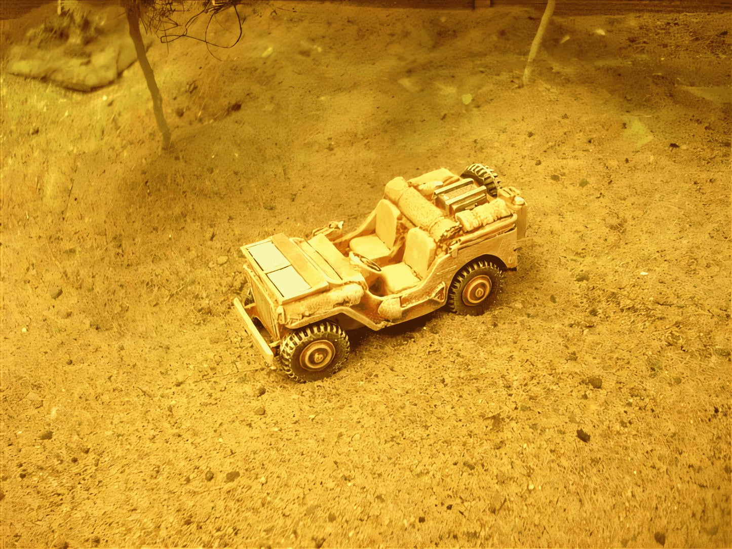 28mm WILLYS JEEP + STOWAGE