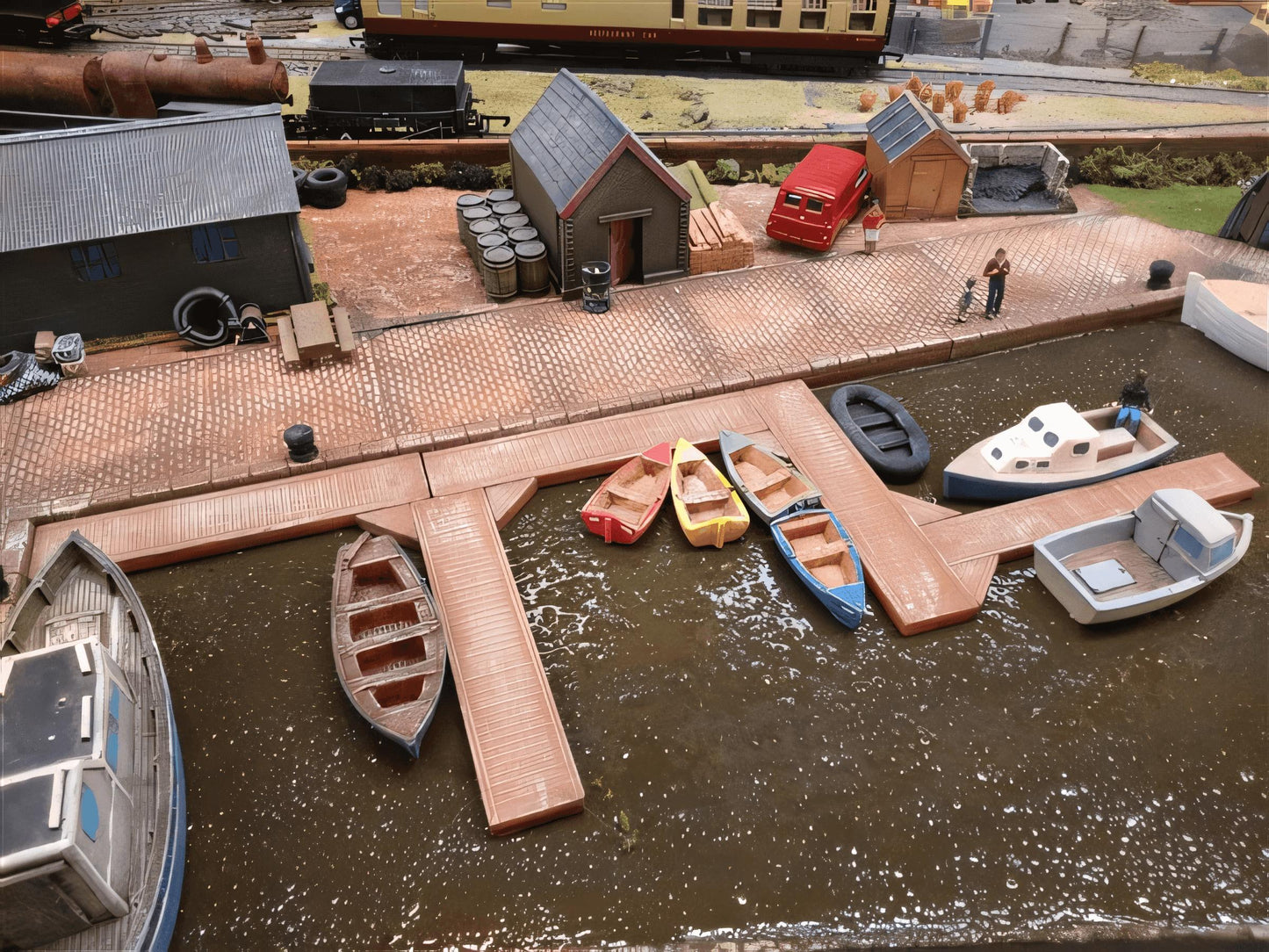 1:76 YACHT MARINA PONTOON BERTH x 2