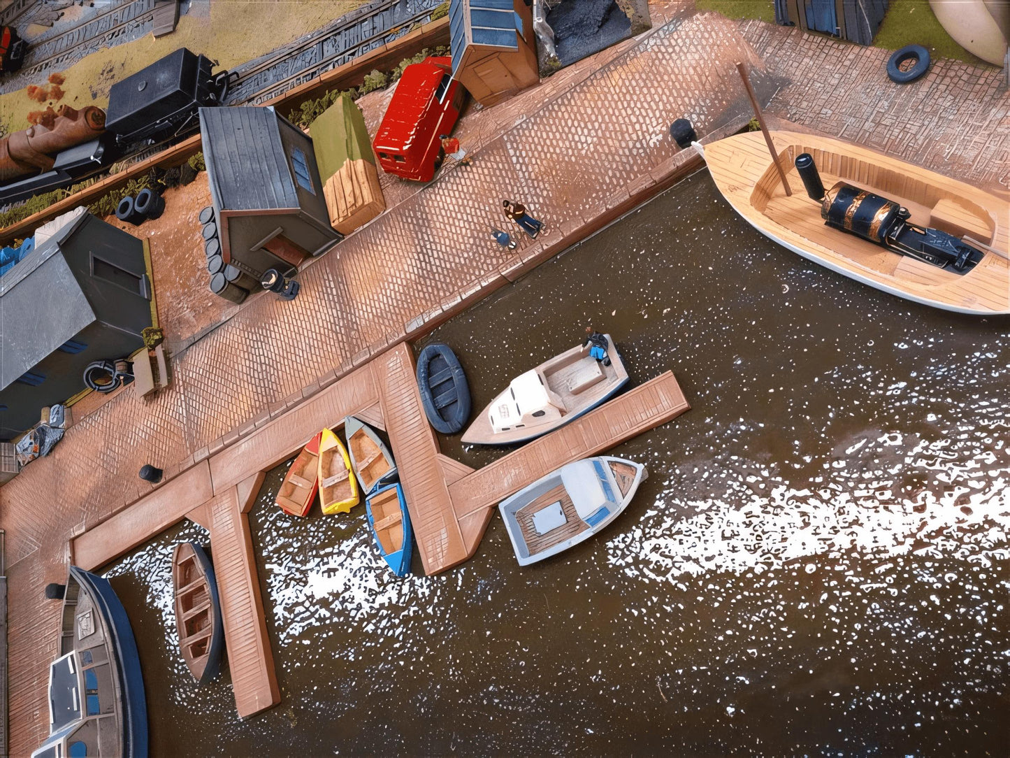 1:76 YACHT MARINA PONTOON BERTH x 2