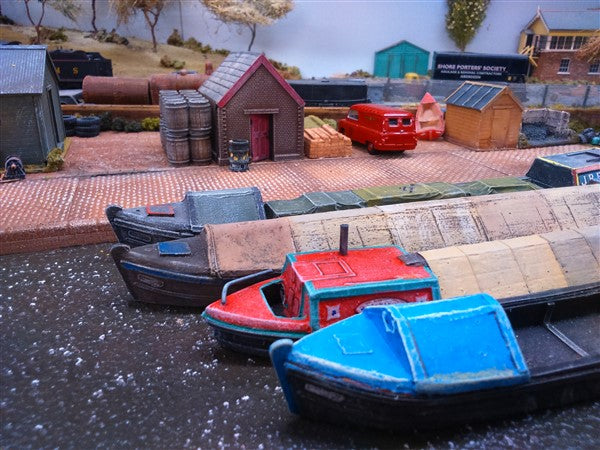 1:76  CANAL NARROW BOAT