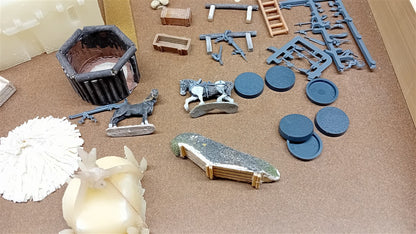 DESERT BUILDINGS and od's and ends for 28mm figures.