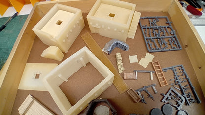 DESERT BUILDINGS and od's and ends for 28mm figures.