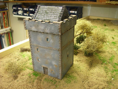 1:76  SCOTTISH CASTLE OR TOWER HOUSE