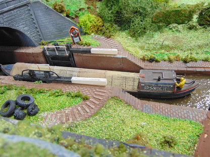 1:76  CANAL NARROW BOAT