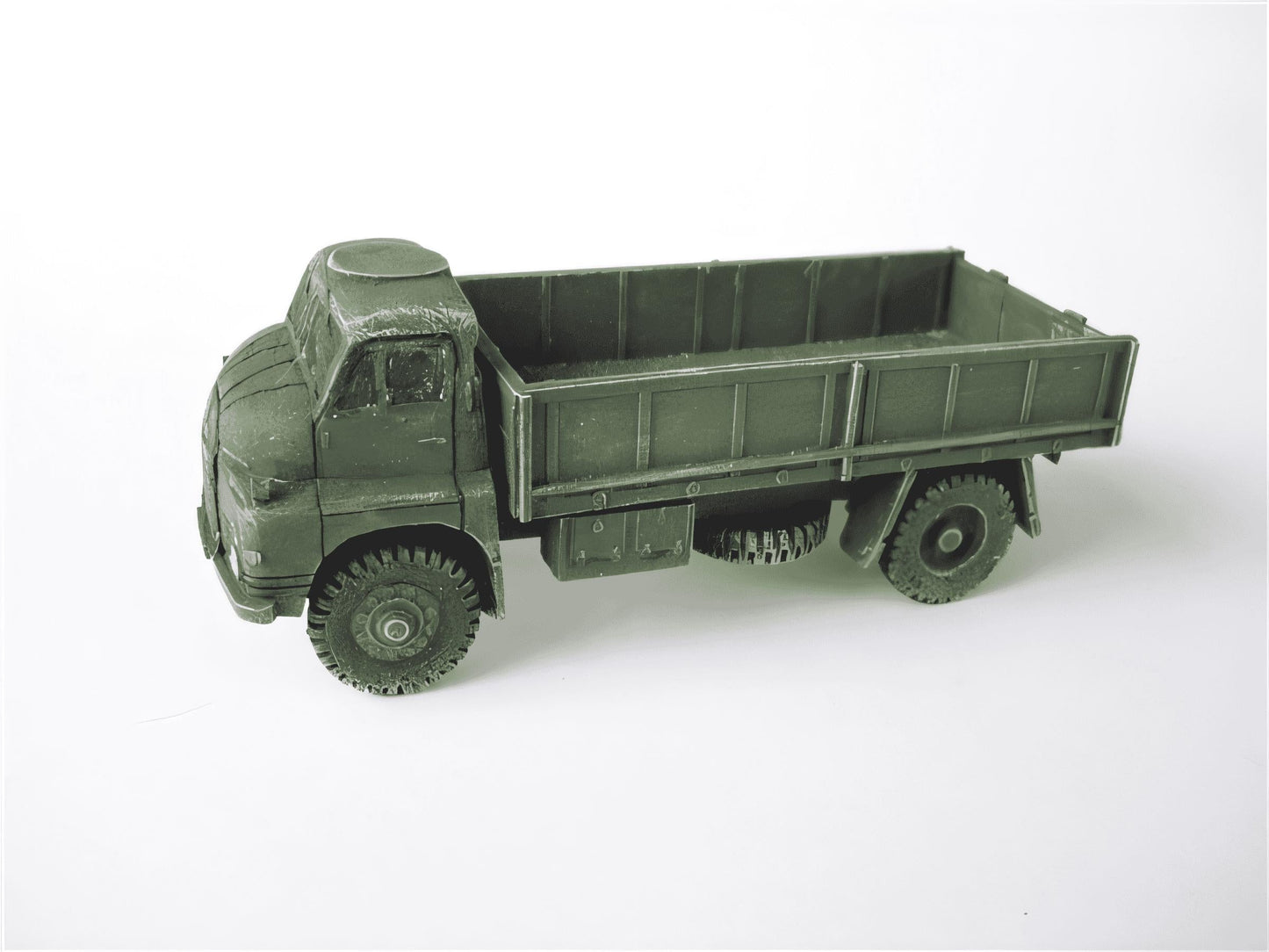 1:56  BEDFORD RL TRUCK  post WW2