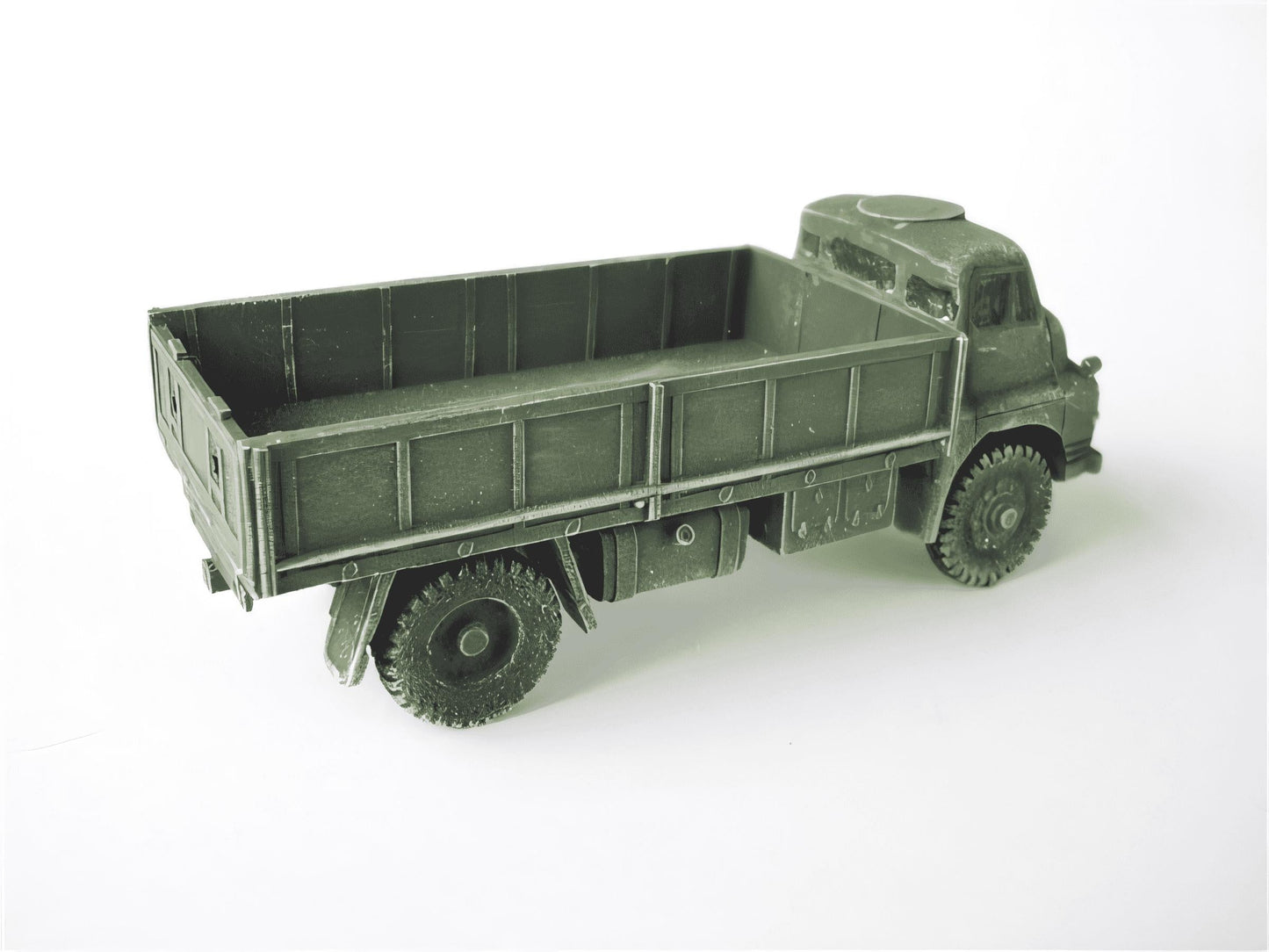 1:56  BEDFORD RL TRUCK  post WW2