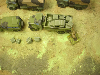 1:76  SMALL AMMO BOXES x 24