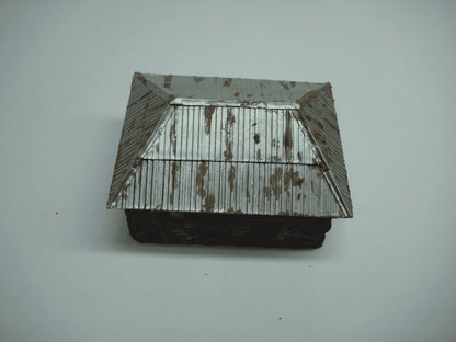 1:76  STONE BUILDING WITH SHEET METAL ROOF