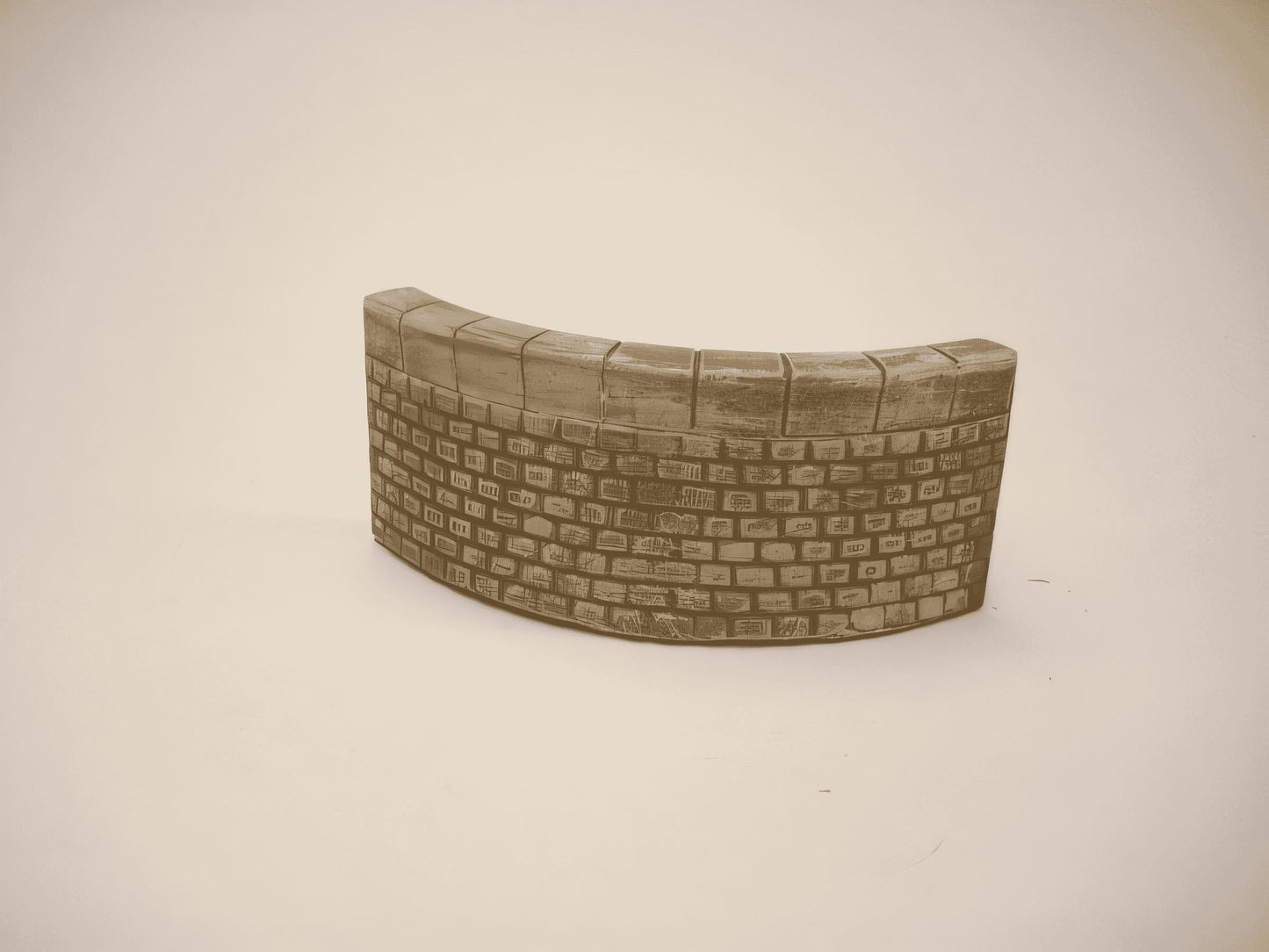 1:76  QUAY SIDE WALL OUTER CURVE