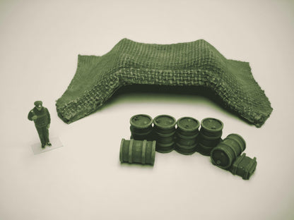 1:72 CAMO NET COVERED OIL DRUM PILE