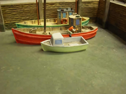 1:76 SMALL LOBSTER BOAT