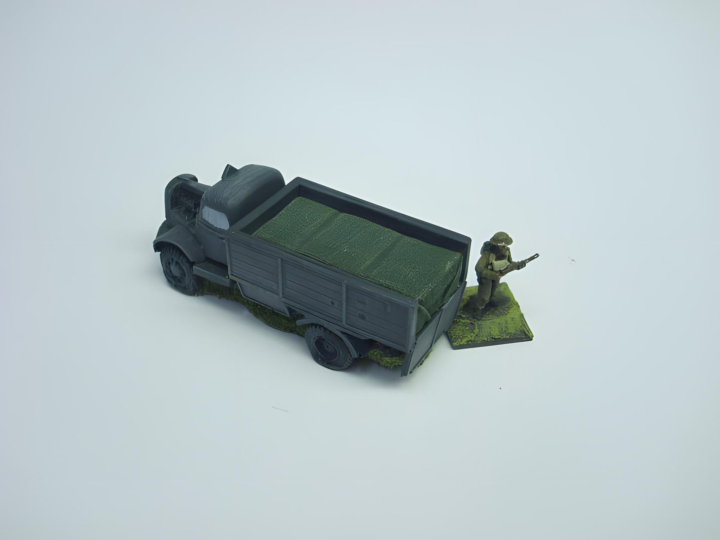 1:72  COVERED LOAD FOR OPEL BLITZ