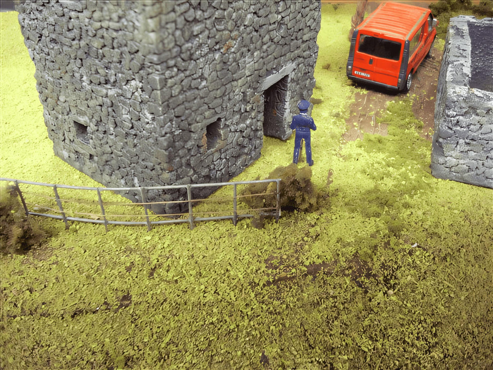176 ABANDONED STONE BUILDING – ANYSCALE MODELS